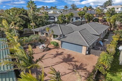 Photo of property in 11 Cognac Place, Henderson, Auckland, 0612