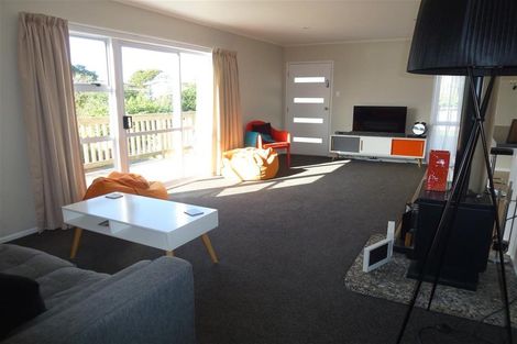 Photo of property in 31 Scott Road, Stanmore Bay, Whangaparaoa, 0932