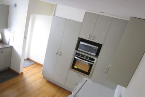 Photo of property in 6 Milnebank Street, Upper Riccarton, Christchurch, 8041