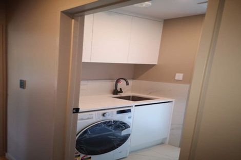 Photo of property in 44a Glen Vista Place, Bayview, Auckland, 0629