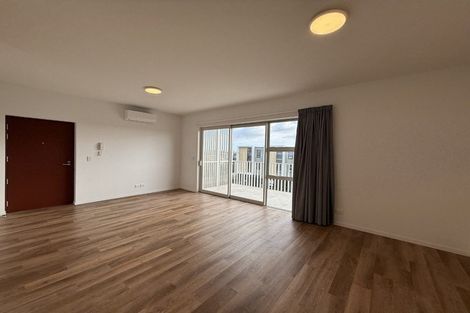 Photo of property in 6/245 Hobsonville Point Road, Hobsonville, Auckland, 0616