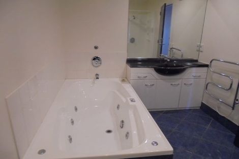 Photo of property in Courtenay Apartments, 703/120 Courtenay Place, Te Aro, Wellington, 6011