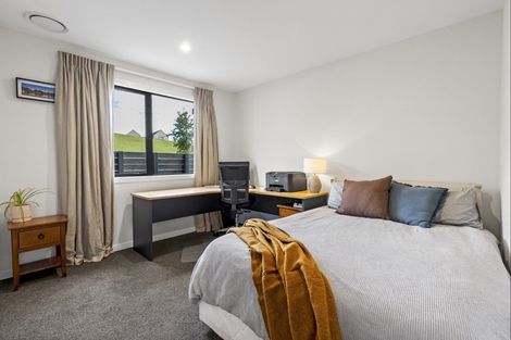 Photo of property in 28 Mcadam Drive, Jacks Point, Queenstown, 9371