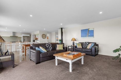 Photo of property in 12 Barron Way, Ohauiti, Tauranga, 3112