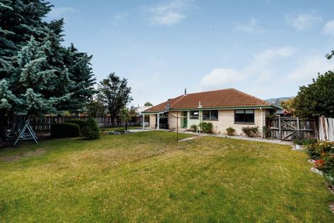 Photo of property in 16 Cairnmuir Crescent, Cromwell, 9310