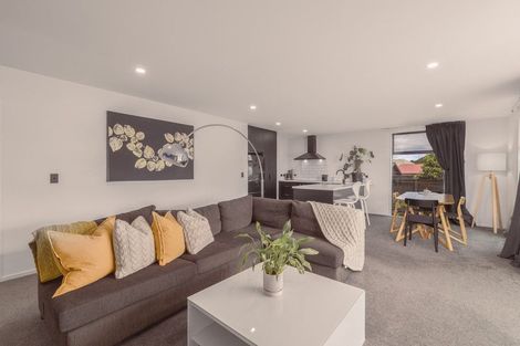 Photo of property in 299a Wainoni Road, Avondale, Christchurch, 8061