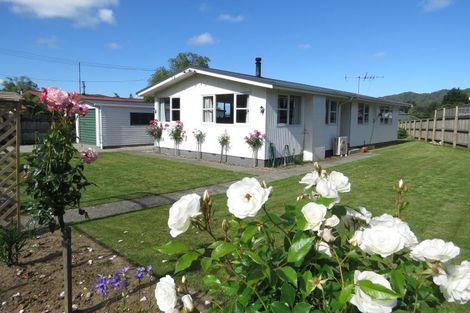 Photo of property in 2 Crampton Road, Reefton, 7830