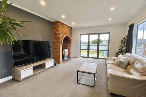 Photo of property in 17 Moa Street, Waikiwi, Invercargill, 9810