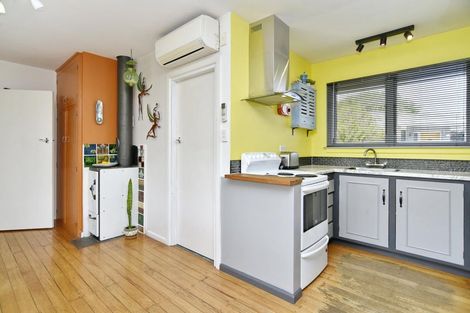 Photo of property in 30 Damien Place, Bromley, Christchurch, 8062