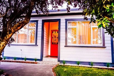 Photo of property in 156 Kings Crescent, Hutt Central, Lower Hutt, 5010