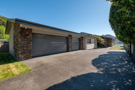 Photo of property in 17 Steep Street, Lake Okareka, Rotorua, 3076