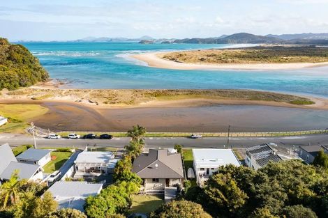 Photo of property in 27 Te Maika Road, Ngunguru, Whangarei, 0173