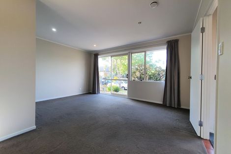 Photo of property in 17 Chapletown Drive, East Tamaki, Auckland, 2016