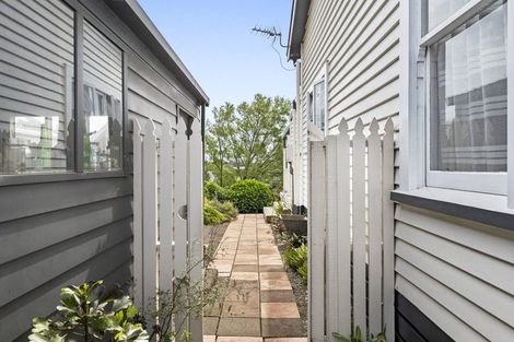 Photo of property in 132 Tukapa Street, Westown, New Plymouth, 4310