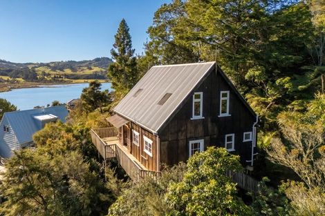 Photo of property in 30 Gallagher Drive, Tairua, 3508