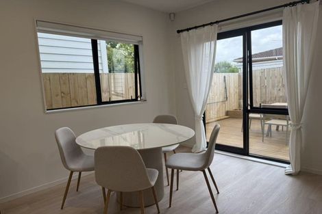 Photo of property in 49b Vera Road, Te Atatu South, Auckland, 0610