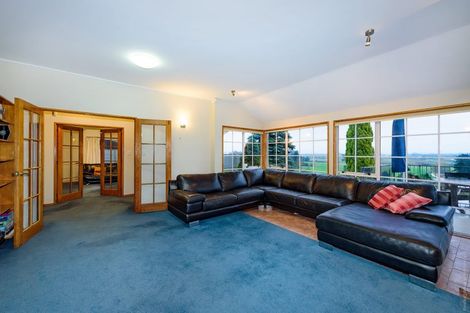 Photo of property in 411 Cashmere Road, Westmorland, Christchurch, 8025