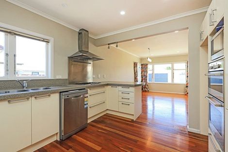 Photo of property in 38 Hillary Crescent, Maraenui, Napier, 4110