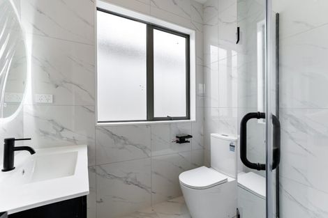 Photo of property in 9 Paretao Street, Massey, Auckland, 0614