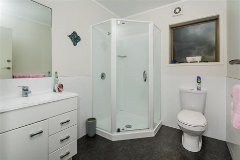 Photo of property in 859 Beach Road, Waiake, Auckland, 0630