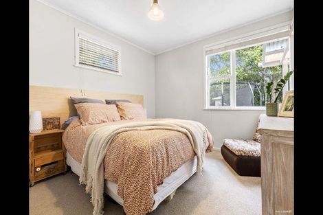 Photo of property in 37b Cobham Crescent, Kelston, Auckland, 0602