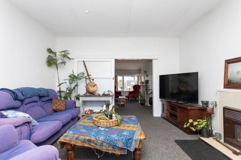 Photo of property in 32 Cole Street, Dannevirke, 4930