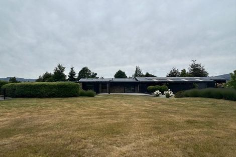 Photo of property in 11 Old Racecourse Road, Albert Town, Wanaka, 9305