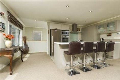 Photo of property in 27 Mural Place, Greenhithe, Auckland, 0632