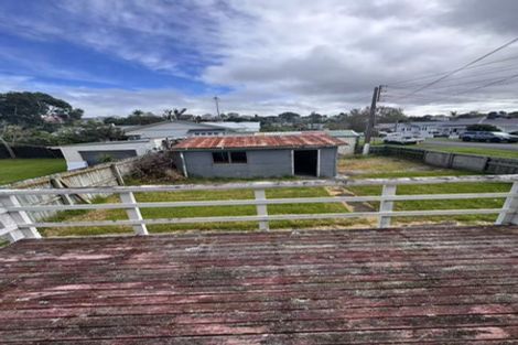 Photo of property in 11 Tennyson Street, Northcote Point, Auckland, 0627