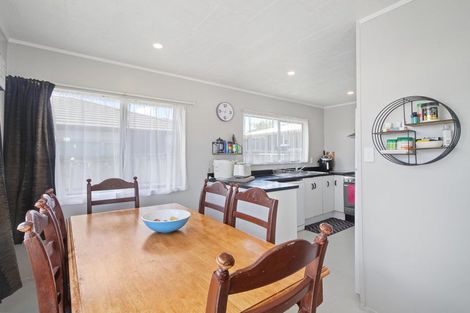 Photo of property in 12a Warriston Avenue, Waiuku, 2123