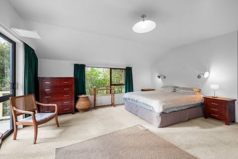 Photo of property in 34 Milton Terrace, Picton, 7220