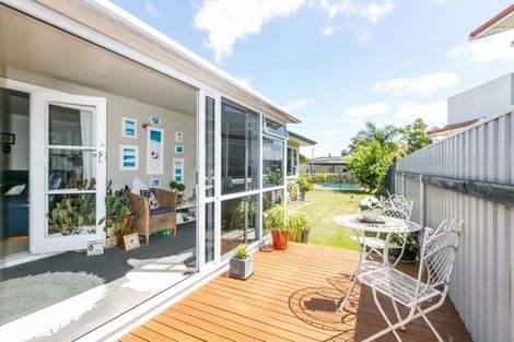 Photo of property in 33 Rochester Street, Tamatea, Napier, 4112