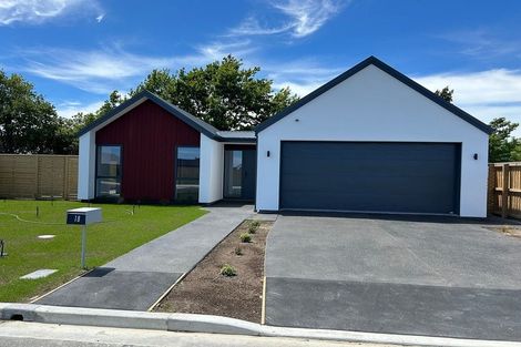 Photo of property in 18 Lorenzos Lane, Halswell, Christchurch, 8025