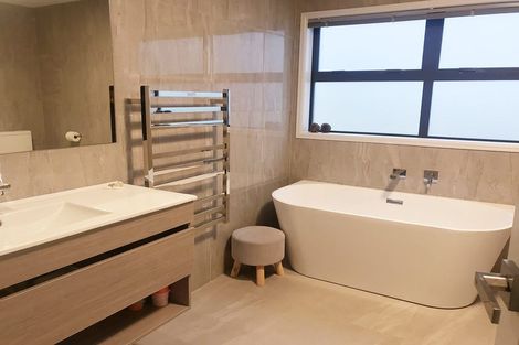 Photo of property in 11 Jaedee Court, Howick, Auckland, 2014