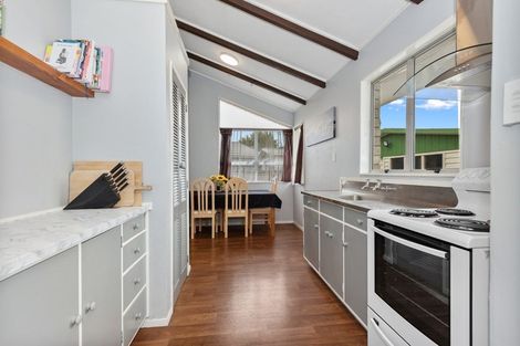 Photo of property in 5 Page Place, Hamilton East, Hamilton, 3216