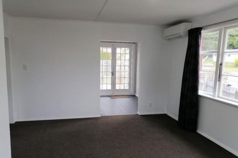 Photo of property in 30 Toomath Street, Naenae, Lower Hutt, 5011