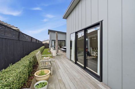 Photo of property in 190 Withells Road, Avonhead, Christchurch, 8042