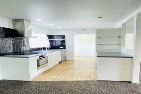 Photo of property in 7 Etherton Drive, Weymouth, Auckland, 2103