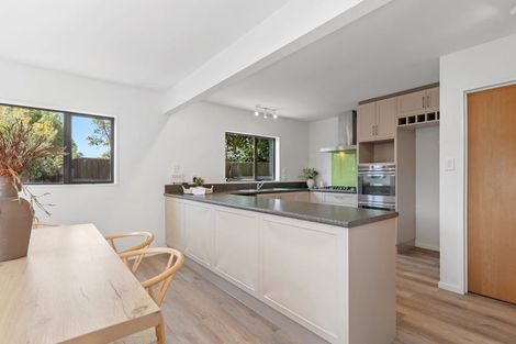 Photo of property in 10 Woodstock Place, Russley, Christchurch, 8042