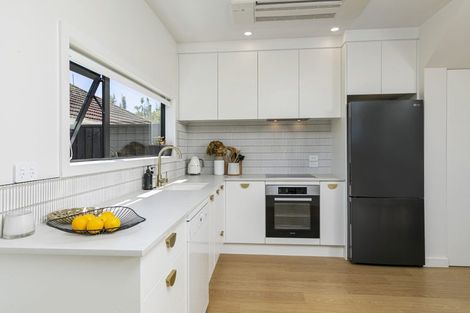 Photo of property in 70a Neil Avenue, Te Atatu Peninsula, Auckland, 0610