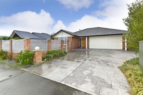Photo of property in 27 Broadhaven Avenue, Parklands, Christchurch, 8083