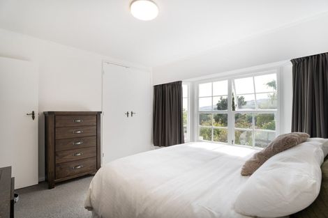 Photo of property in 14 Dormar Place, Churton Park, Wellington, 6037