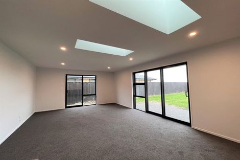 Photo of property in 11 Barnett Street, Woodend, 7610