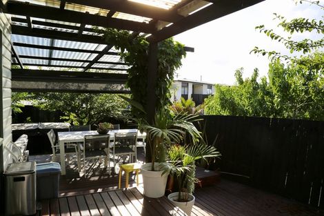 Photo of property in 75a Penrose Road, Mount Wellington, Auckland, 1060