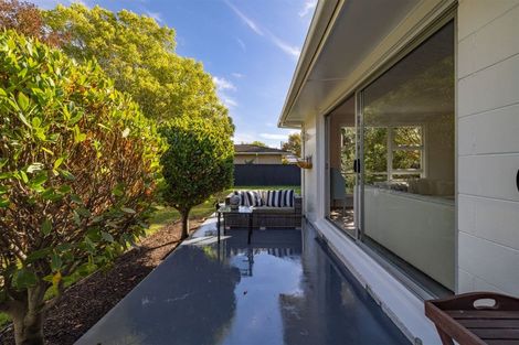 Photo of property in 32 Rossiter Avenue, Redwood, Christchurch, 8051