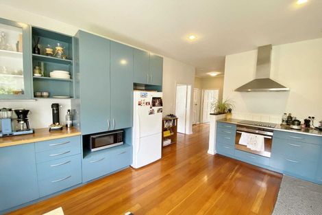 Photo of property in 25 Stoke Street, Sumner, Christchurch, 8081