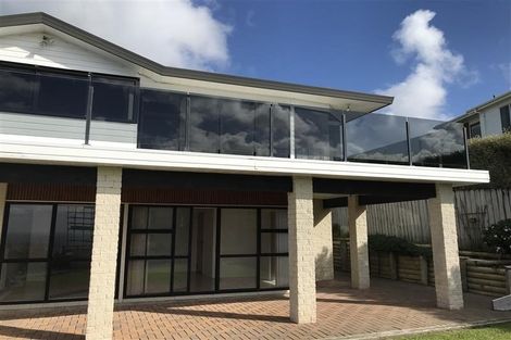 Photo of property in 18 Savoy Road, Orewa, 0931