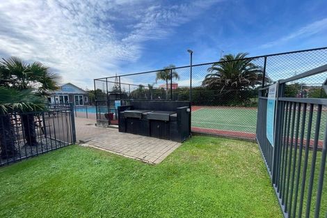 Photo of property in 1/30 Opito Way, East Tamaki, Auckland, 2013