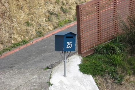 Photo of property in 25 Fraser Street, Wainuiomata, Lower Hutt, 5014