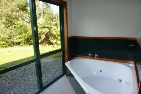 Photo of property in 14 Banbury Street, Waimangaroa, Westport, 7891